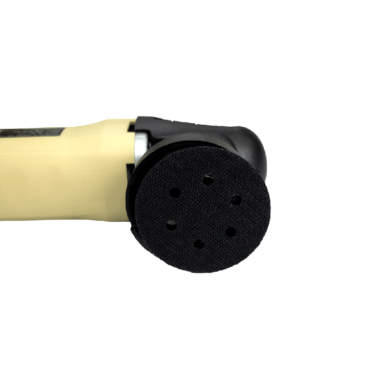 Spodní strana 75mm unašeče mini leštičky FEYNMACH V3 se suchým zipem a otvory pro optimální chlazení leštících kotoučů.