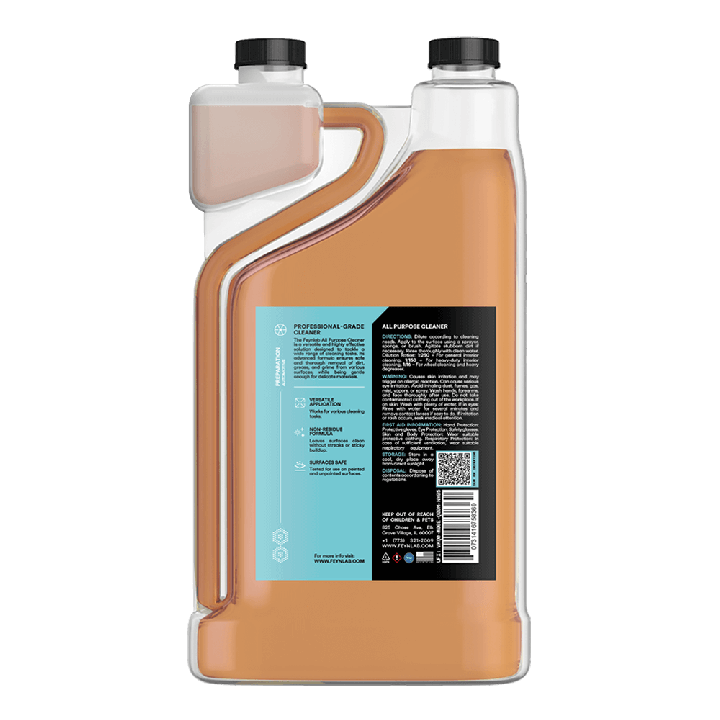 Zadní etiketa koncentrátu FEYNLAB APC 1L obsahující bezpečnostní informace a doporučené poměry ředění pro interiér a exteriér.